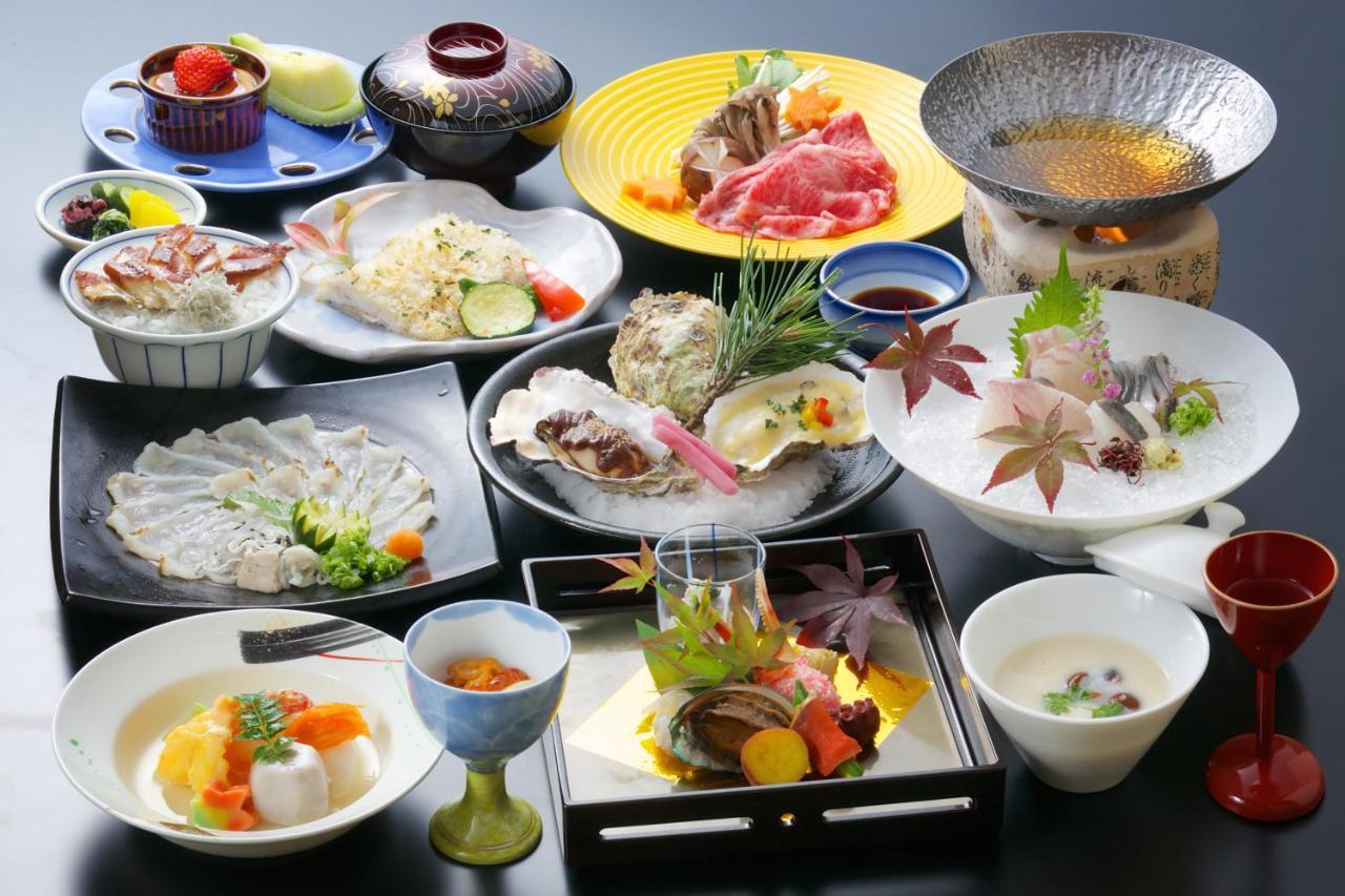 Miyajima Hotel Makoto Hatsukaichi Exteriör bild